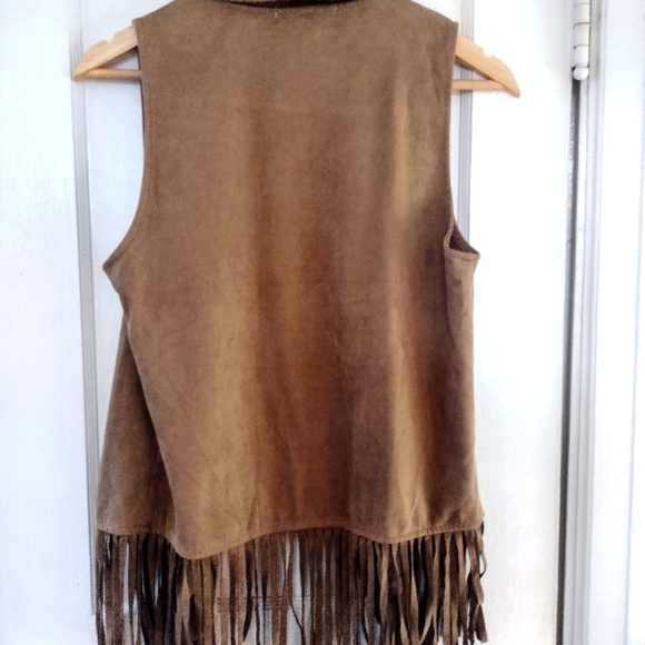 Stem & Vine fringe vest - Picture 3 of 7